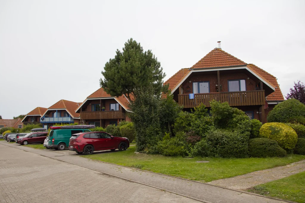 WEG-Verwaltung: Ferienanlage, 10 Objekte – 40 Wohneinheiten